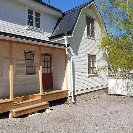 Vaelrenoverad Fin Laegenhet I Charmigt Omrade Söderhamn Exterior foto